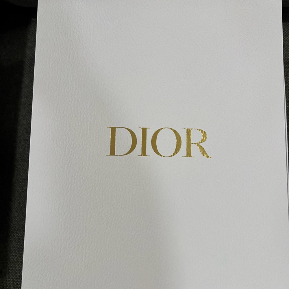 Dior gift box - Picture 2 of 8